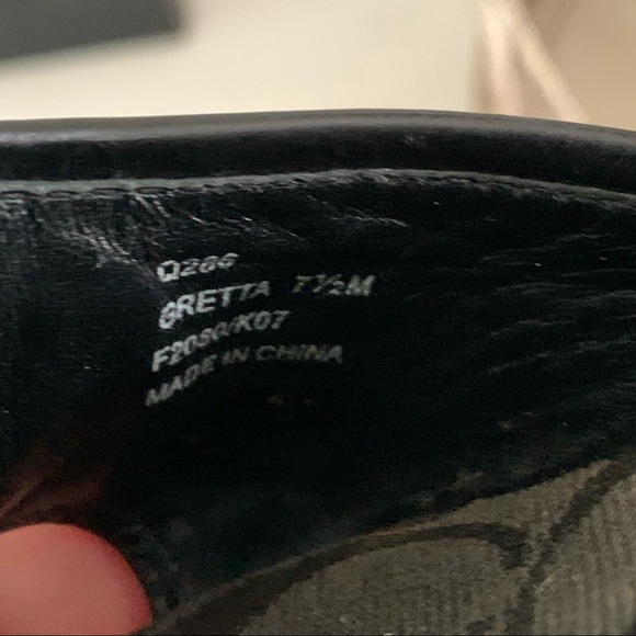 ❤️COACH❤️Greta Fabric Logo Wedges❤️Brass Hardware Buckle Design - Picture 7 of 7